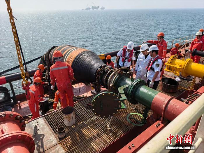 捕魚機：“海洋石油112”FPSO原油外輸破千船次